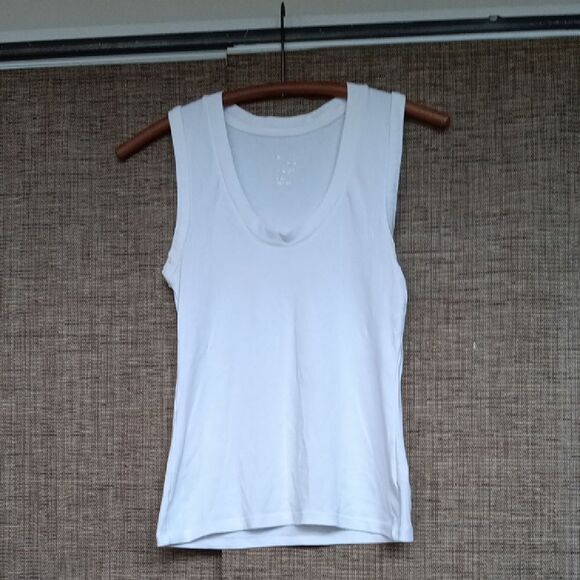 A New Day White Fitted Sleeveless Cotton Blend  Tank Top - Picture 1 of 4